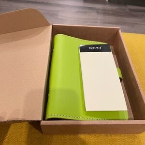 filoFAX Bright Green Planner
